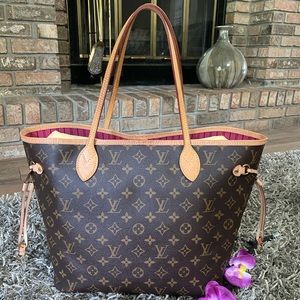 🚫 SOLD 🚫Louis Vuitton Neverfull MM Pivione Tote
